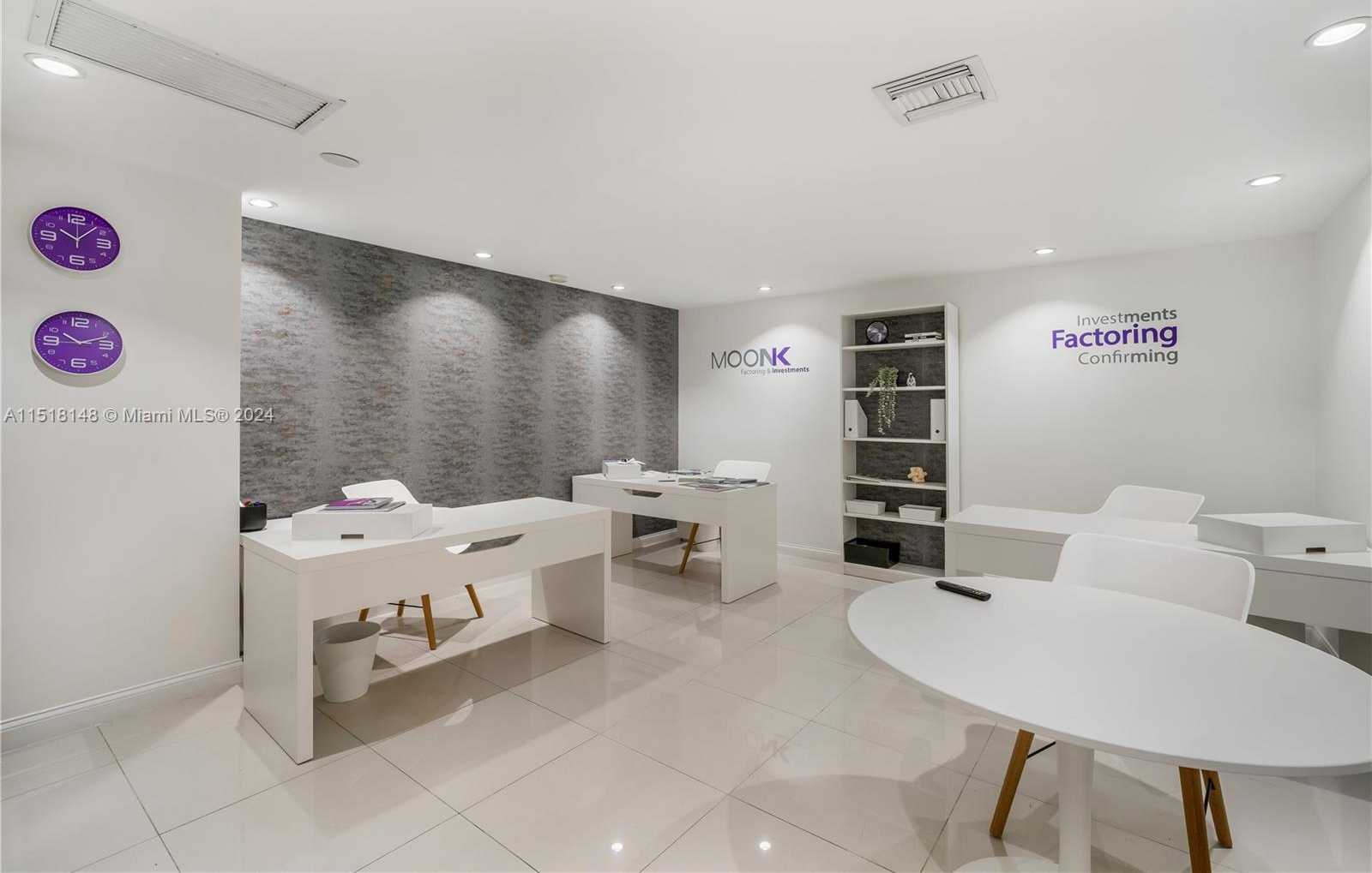 Small Image of 50 WEST MASHTA DR, Key Biscayne Number 17