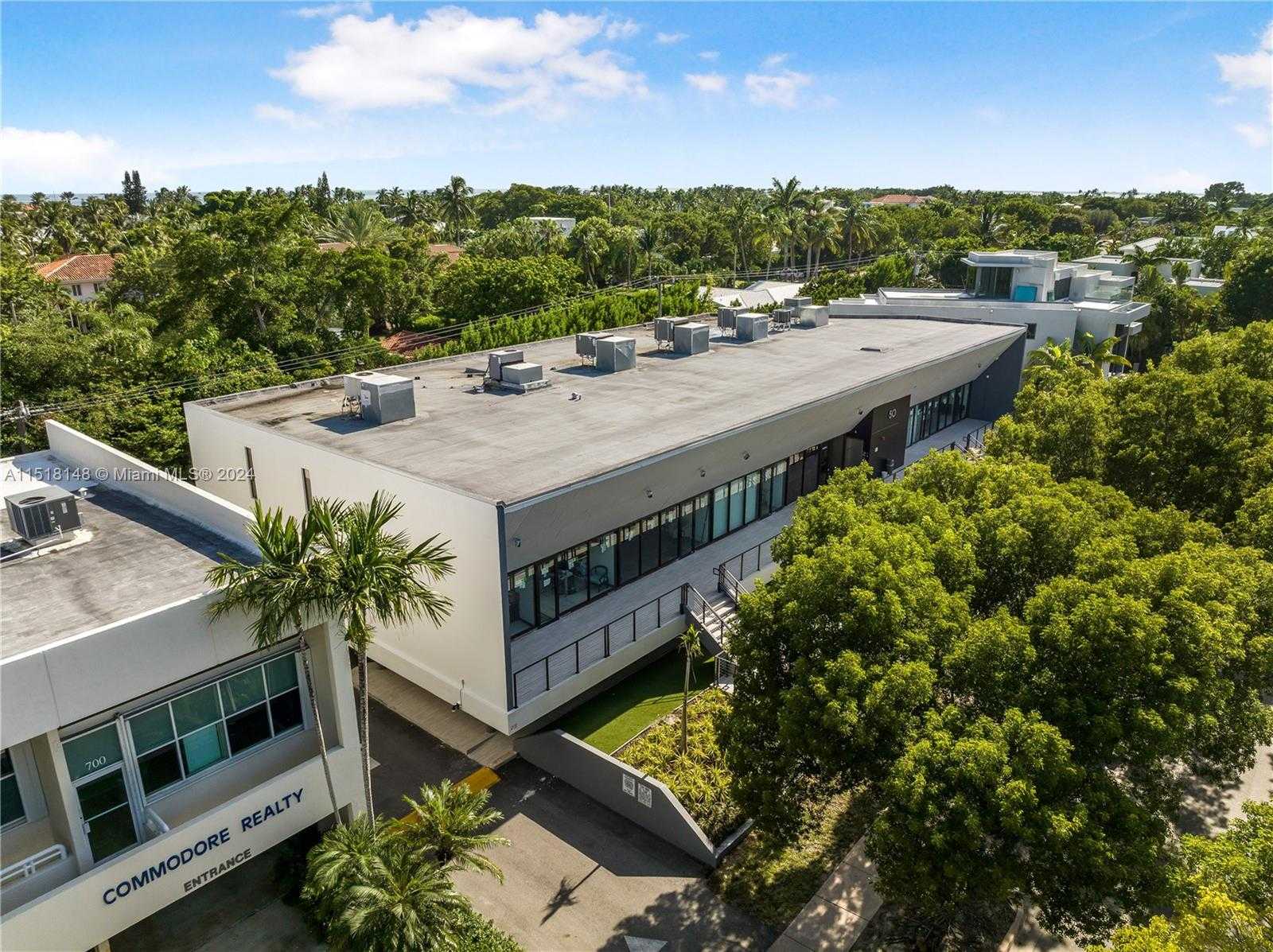 Small Image of 50 WEST MASHTA DR, Key Biscayne Number 18