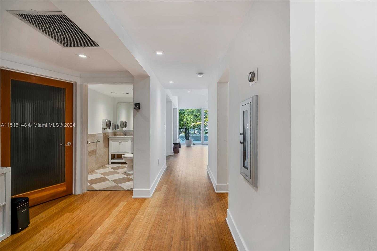 Small Image of 50 WEST MASHTA DR, Key Biscayne Number 20