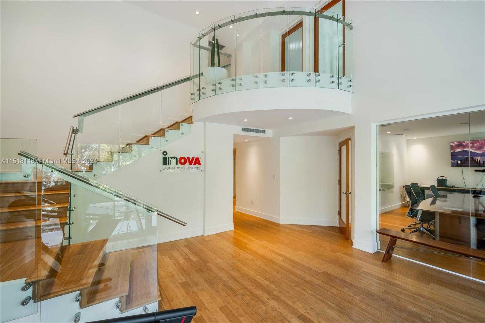 Small Image of 50 WEST MASHTA DR, Key Biscayne Number 23
