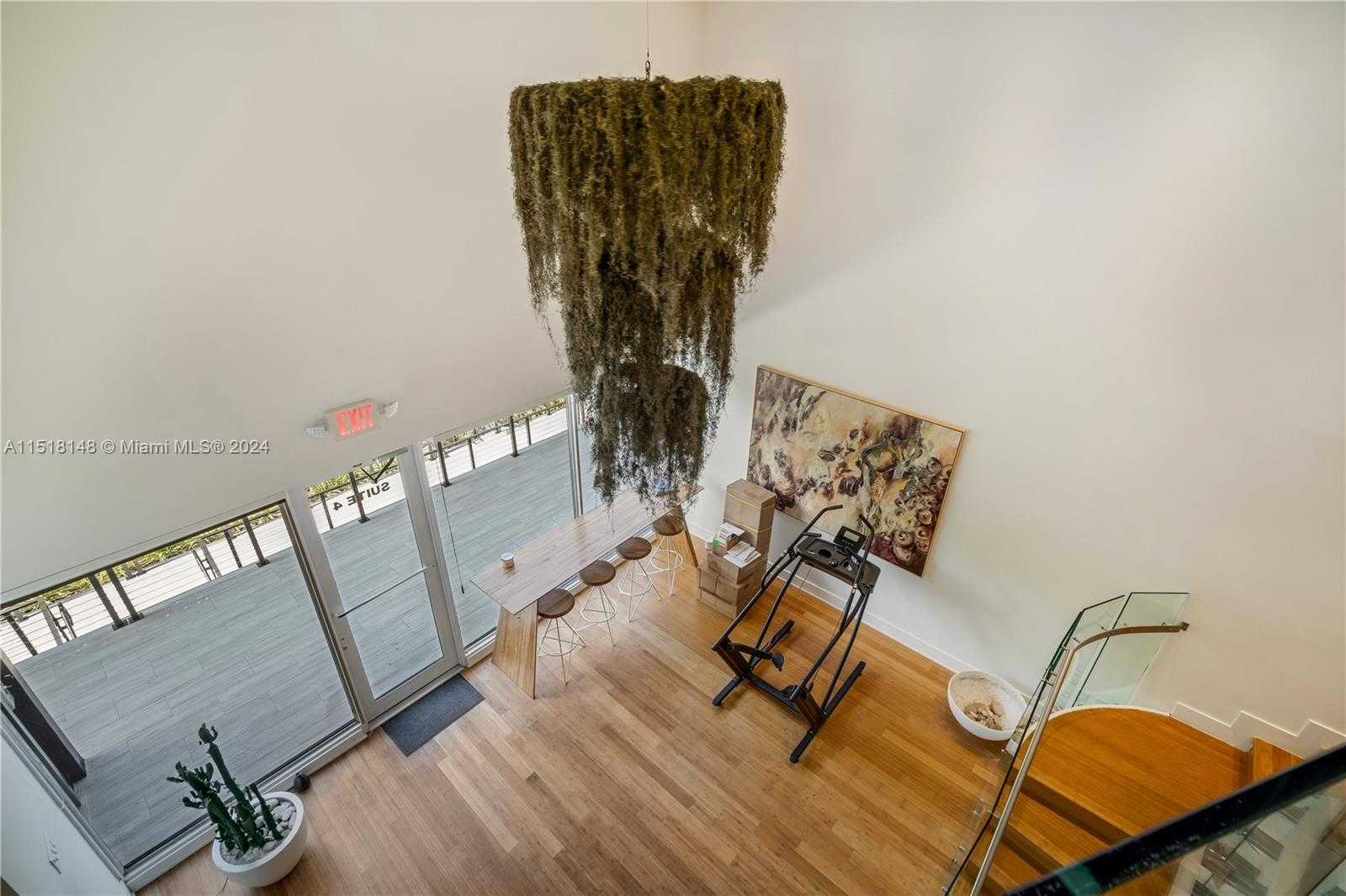 Small Image of 50 WEST MASHTA DR, Key Biscayne Number 24