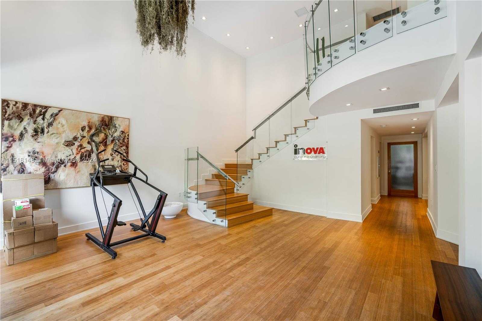 Small Image of 50 WEST MASHTA DR, Key Biscayne Number 28