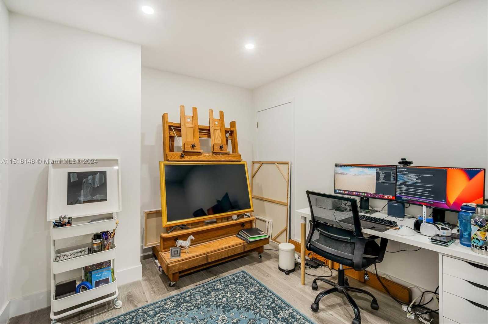 Small Image of 50 WEST MASHTA DR, Key Biscayne Number 31