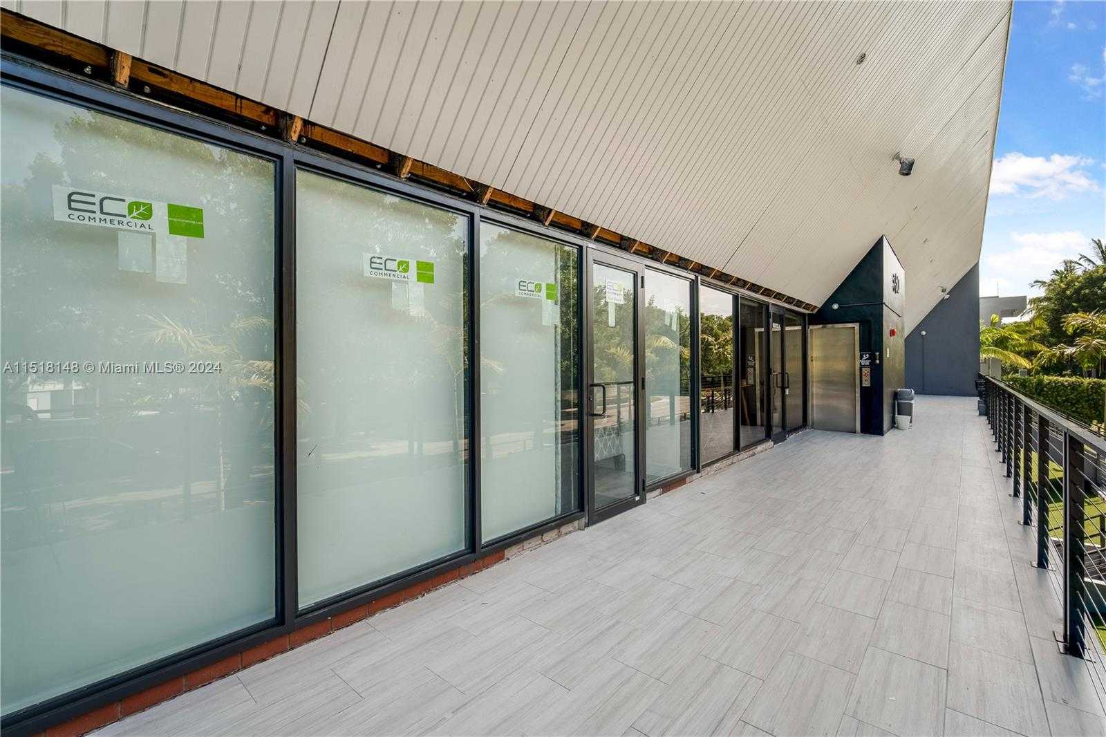 Small Image of 50 WEST MASHTA DR, Key Biscayne Number 37