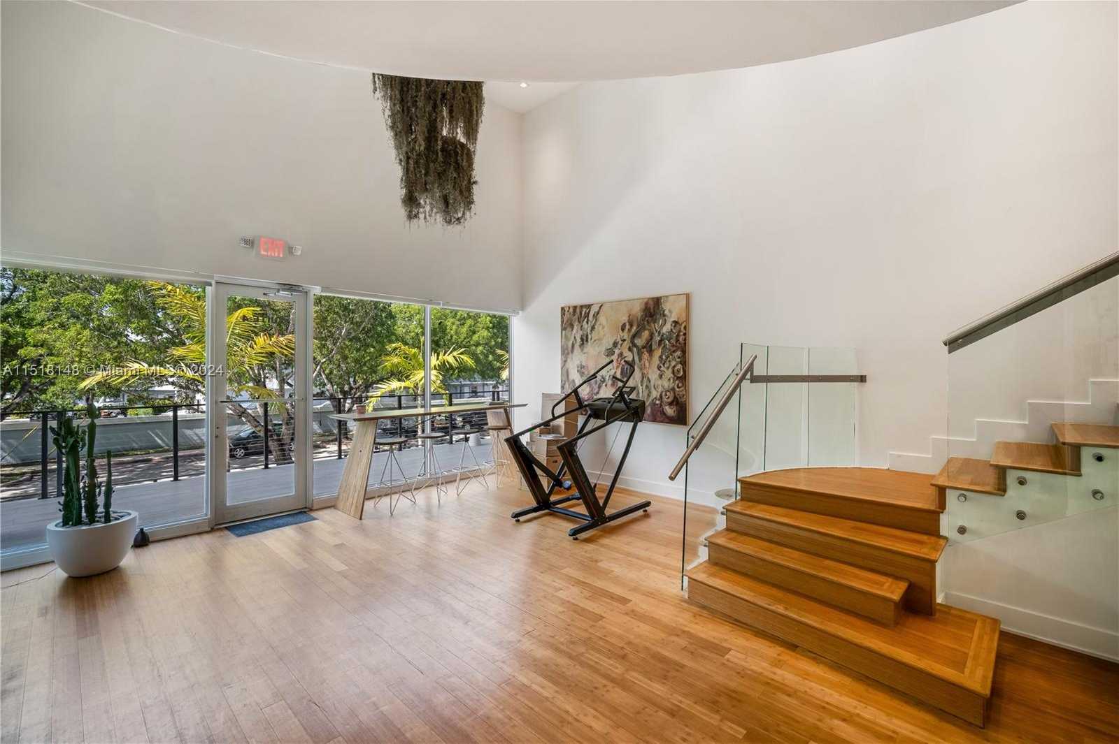 Small Image of 50 WEST MASHTA DR, Key Biscayne Number 9