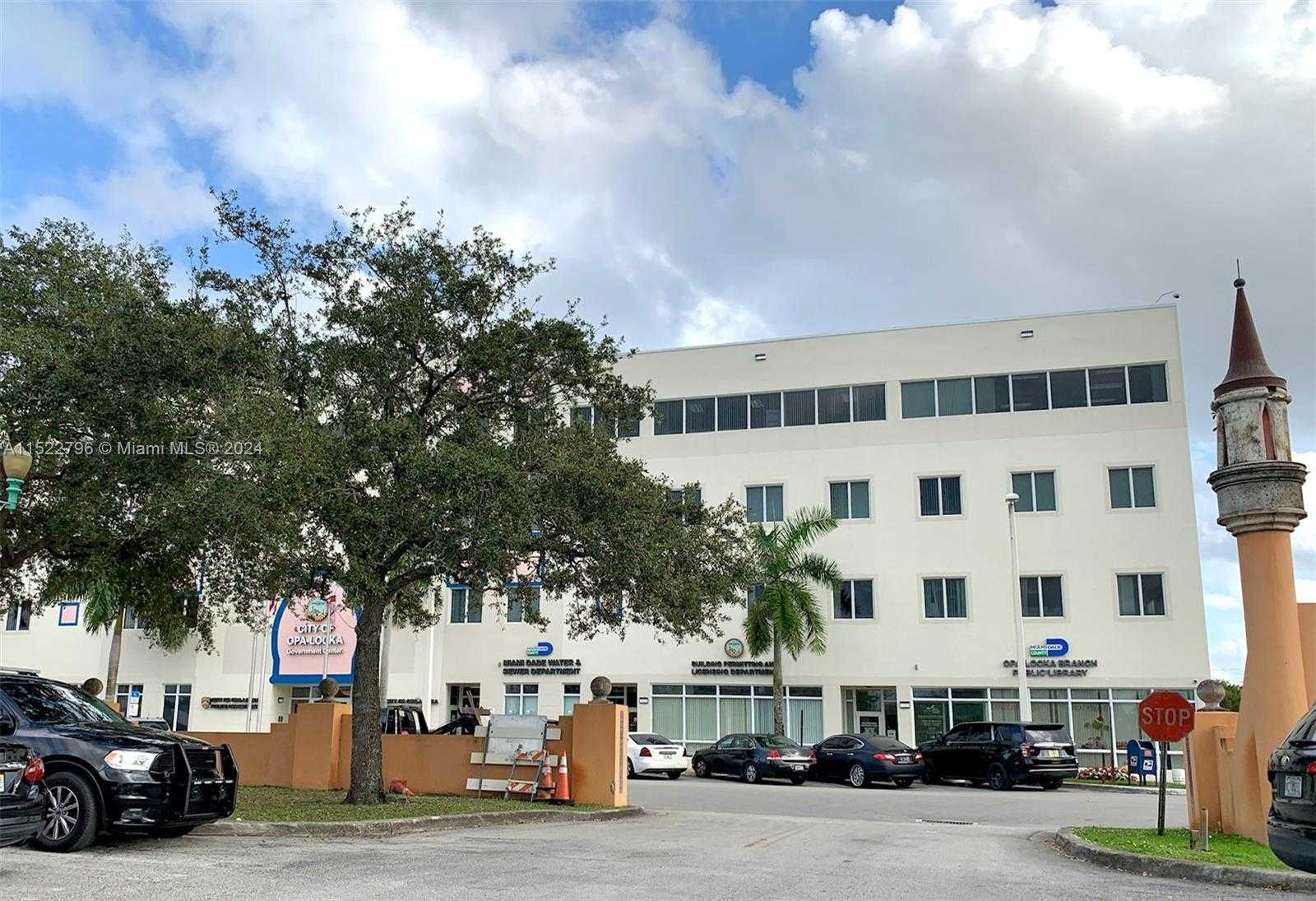 Small Image of Opa-Locka Number 13