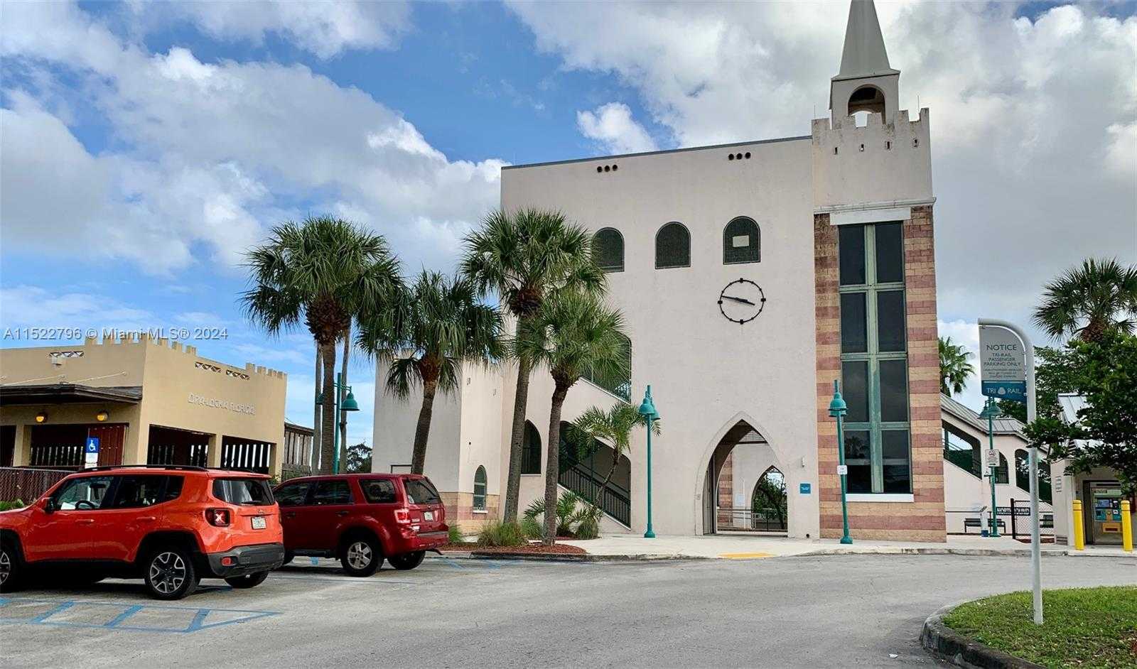 Small Image of Opa-Locka Number 16