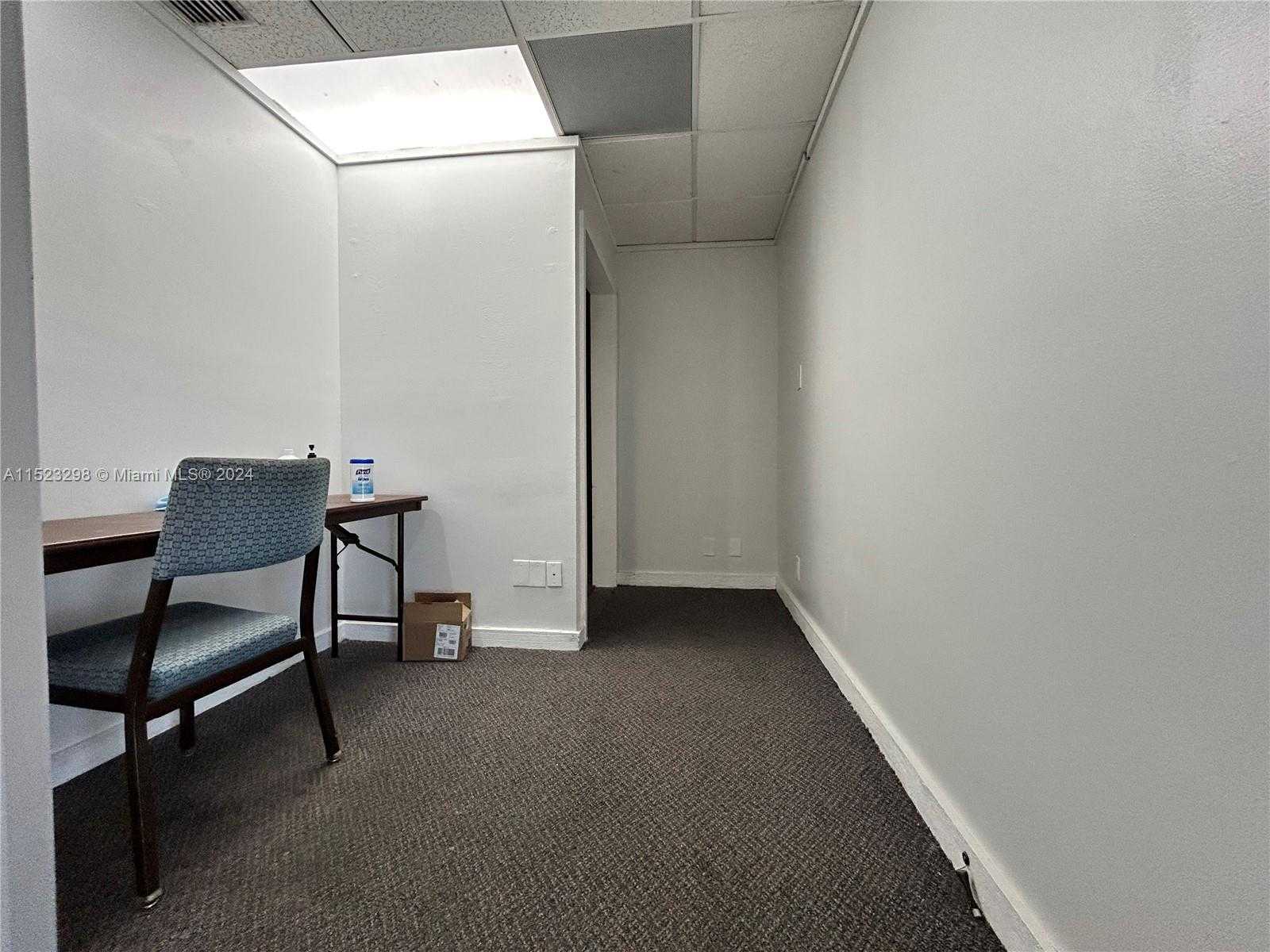 Small Image of 2055 LIBERTY ST, Hollywood Number 18
