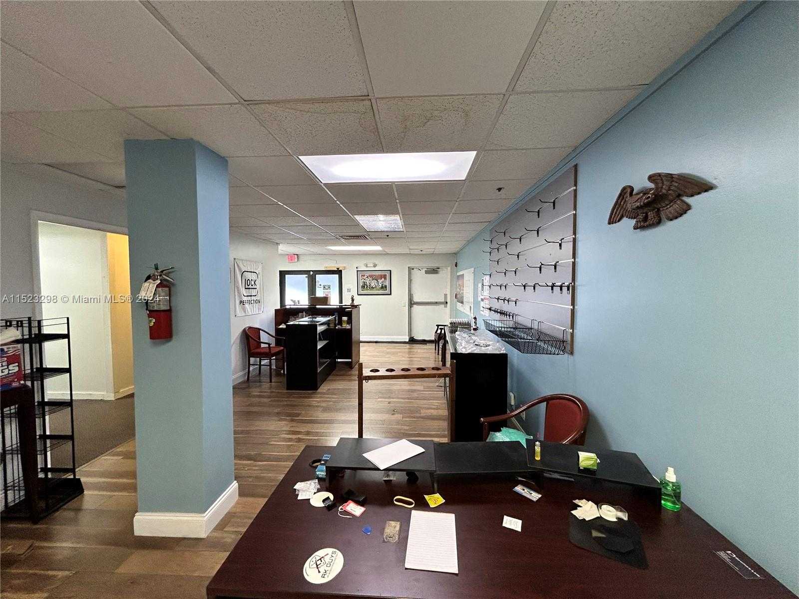 Small Image of 2055 LIBERTY ST, Hollywood Number 20