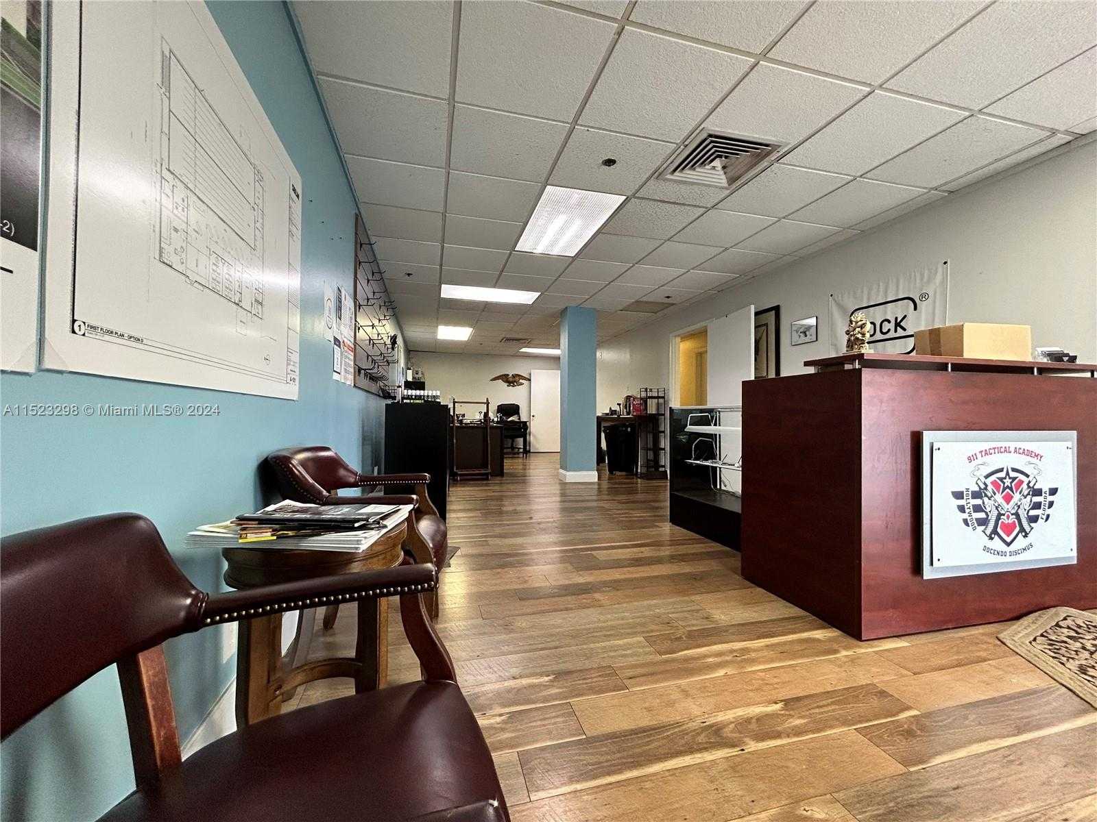 Small Image of 2055 LIBERTY ST, Hollywood Number 21
