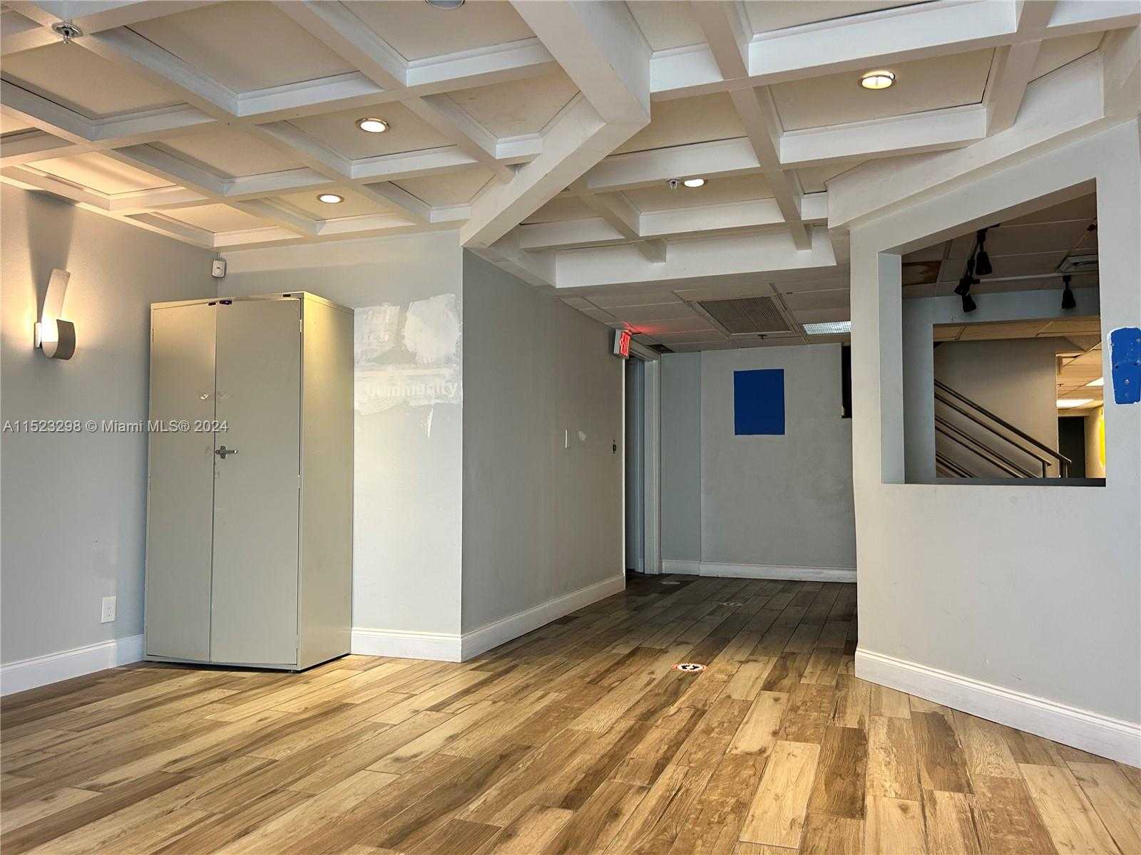 Small Image of 2055 LIBERTY ST, Hollywood Number 3