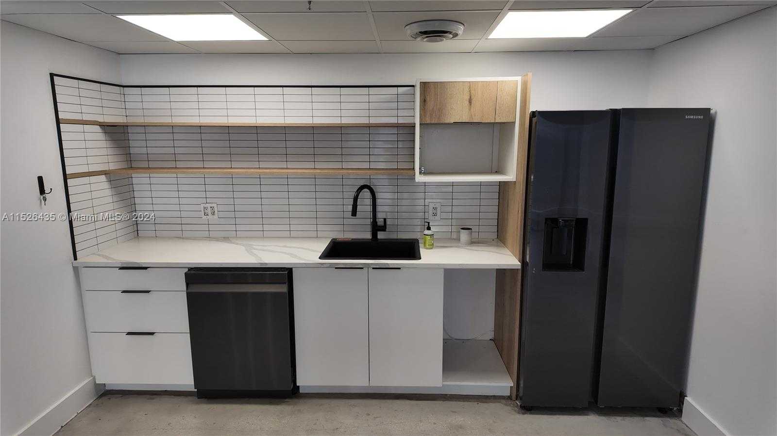 Small Image of 309 23RD ST #230, Miami Beach Number 2