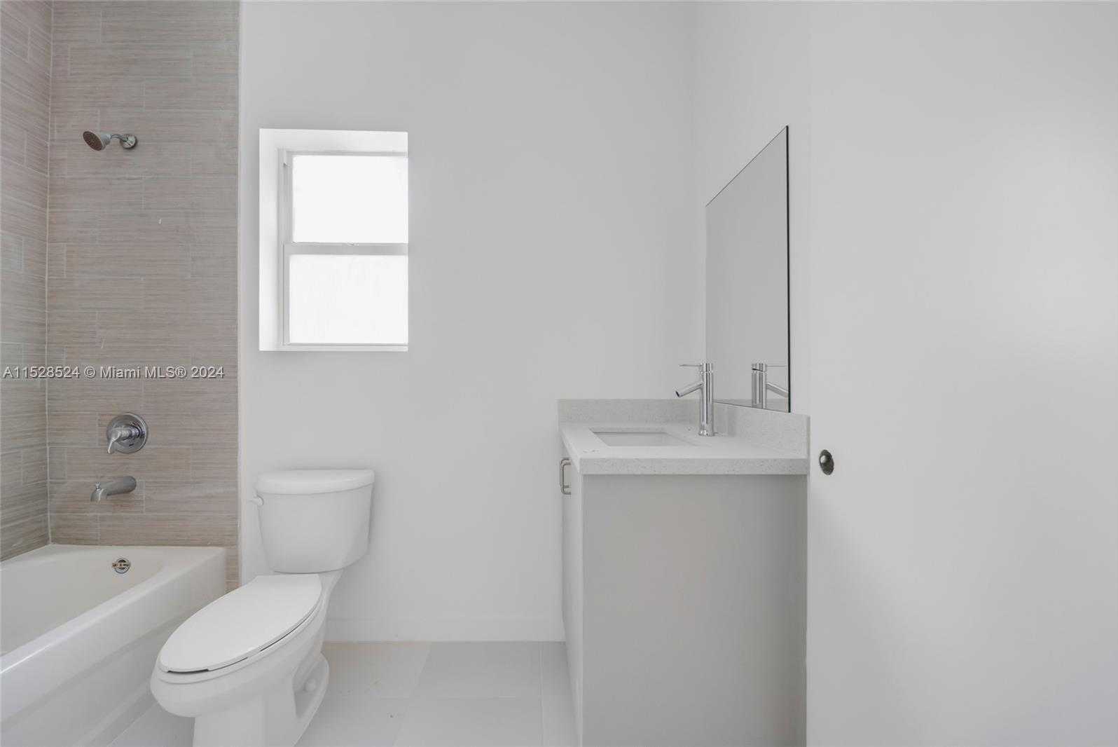 Small Image of 1567 NORTH WEST 1ST ST, Miami Number 26