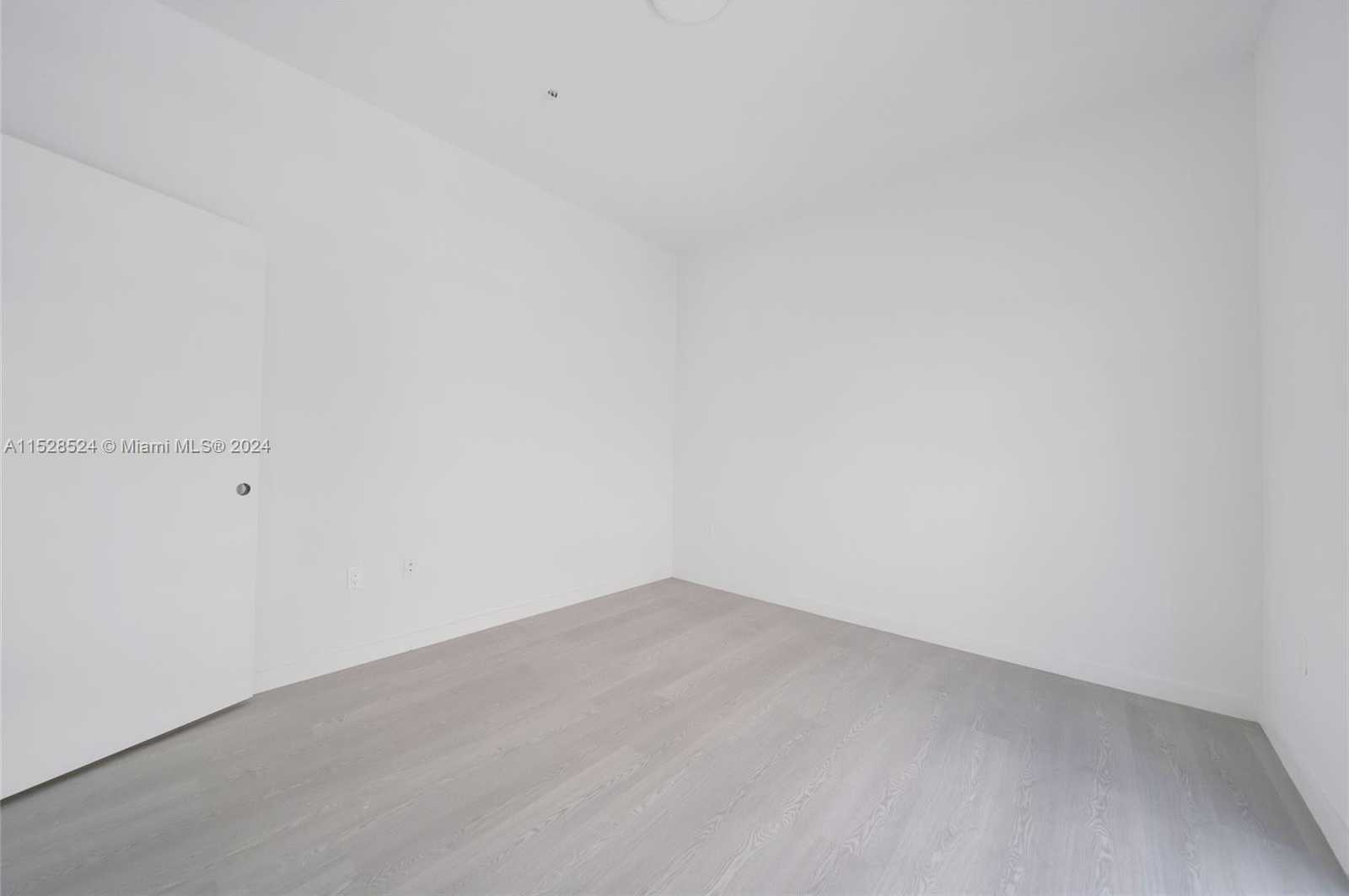 Small Image of 1567 NORTH WEST 1ST ST, Miami Number 28