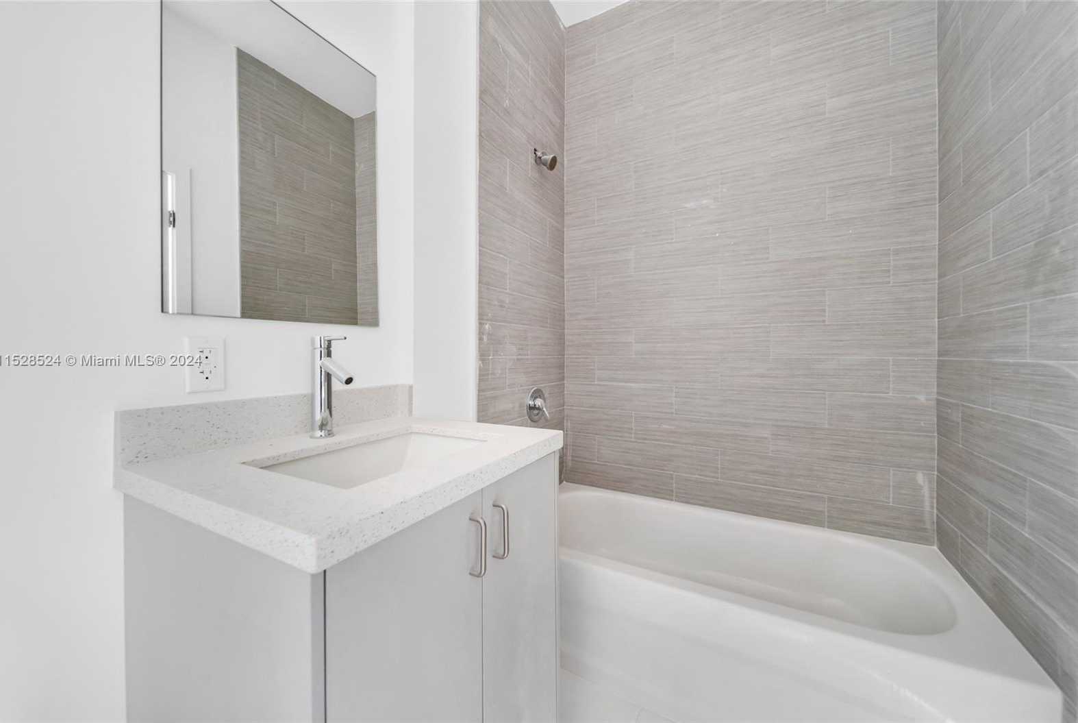 Small Image of 1567 NORTH WEST 1ST ST, Miami Number 40