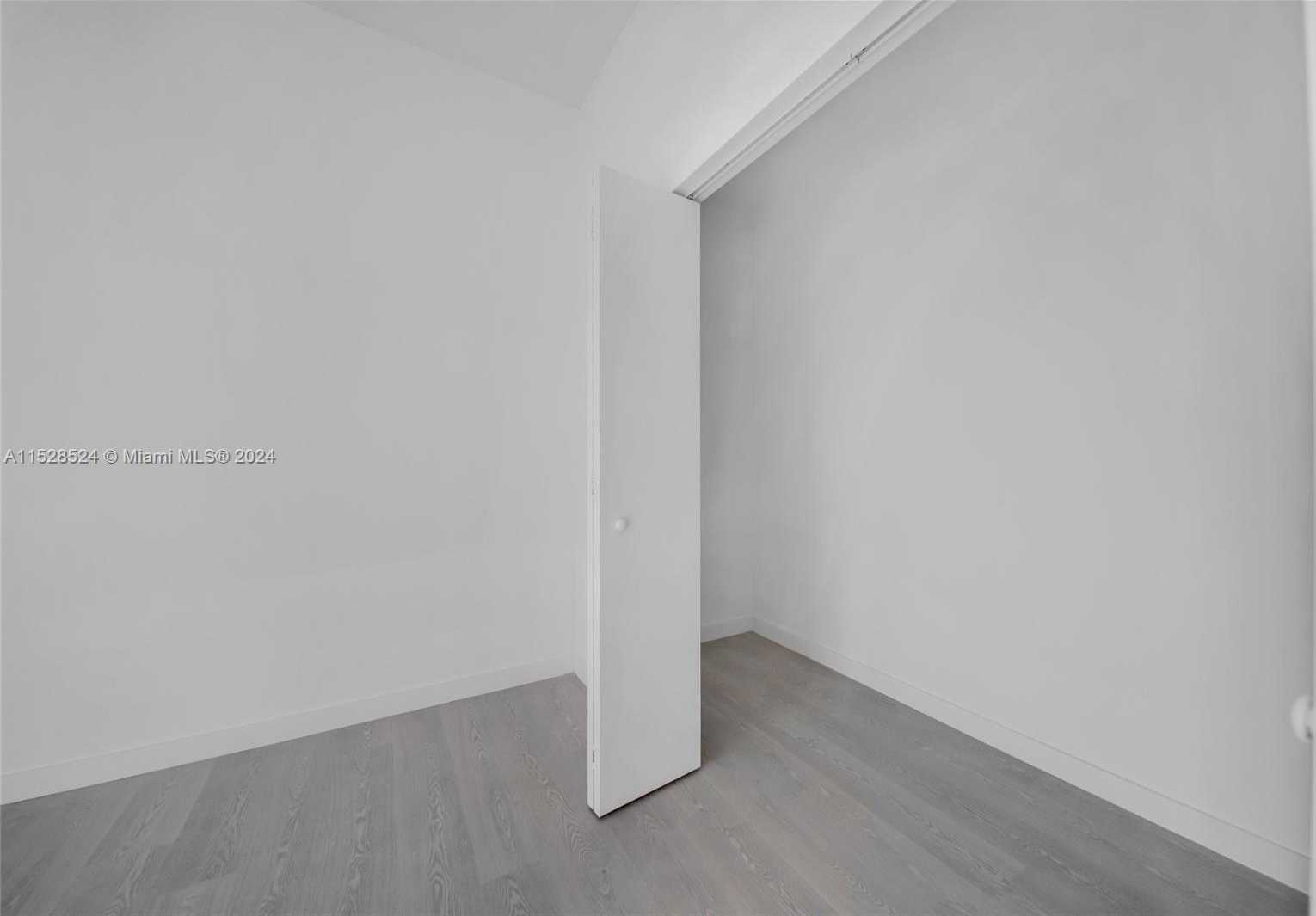 Small Image of 1567 NORTH WEST 1ST ST, Miami Number 45