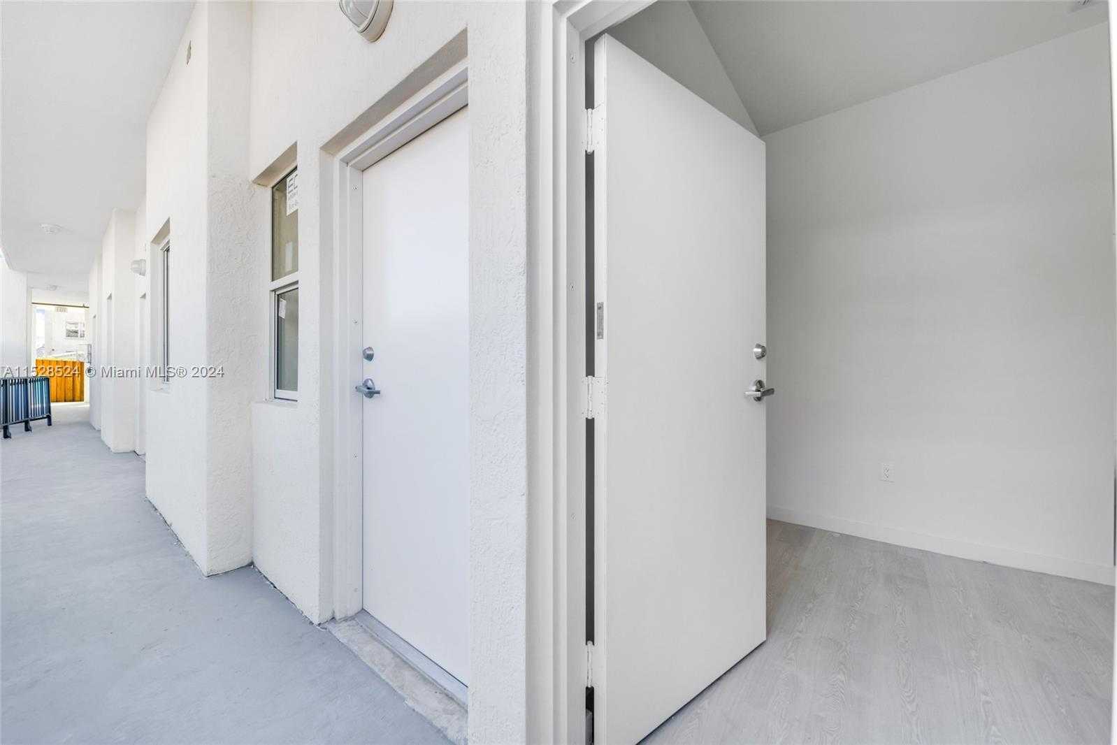 Small Image of 1567 NORTH WEST 1ST ST, Miami Number 46