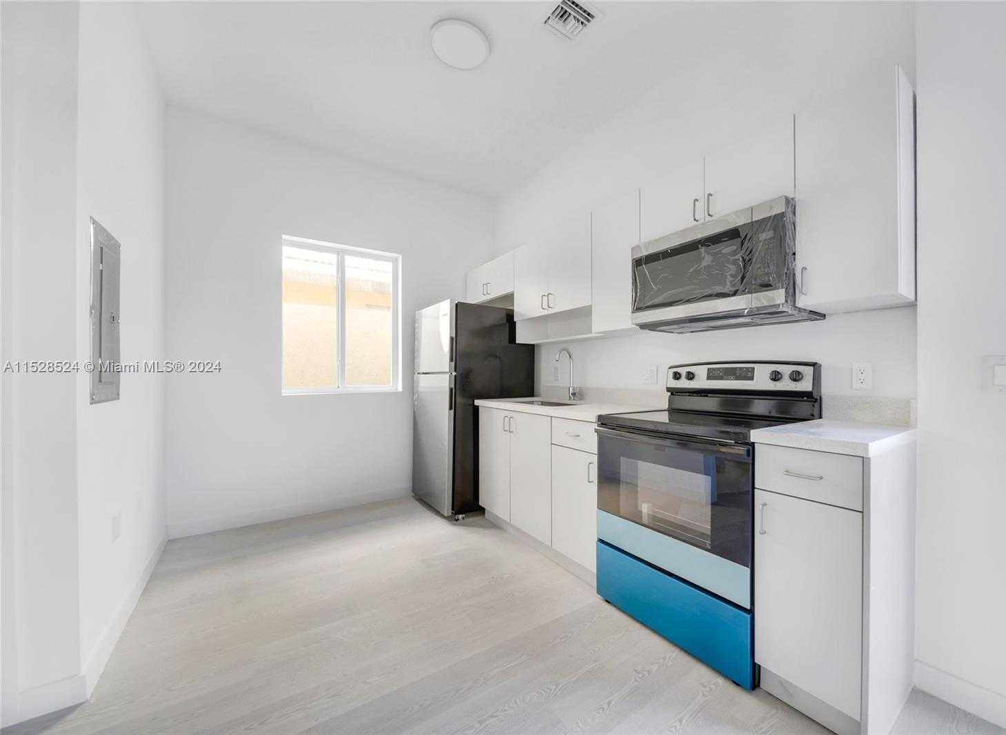 Small Image of 1567 NORTH WEST 1ST ST, Miami Number 48