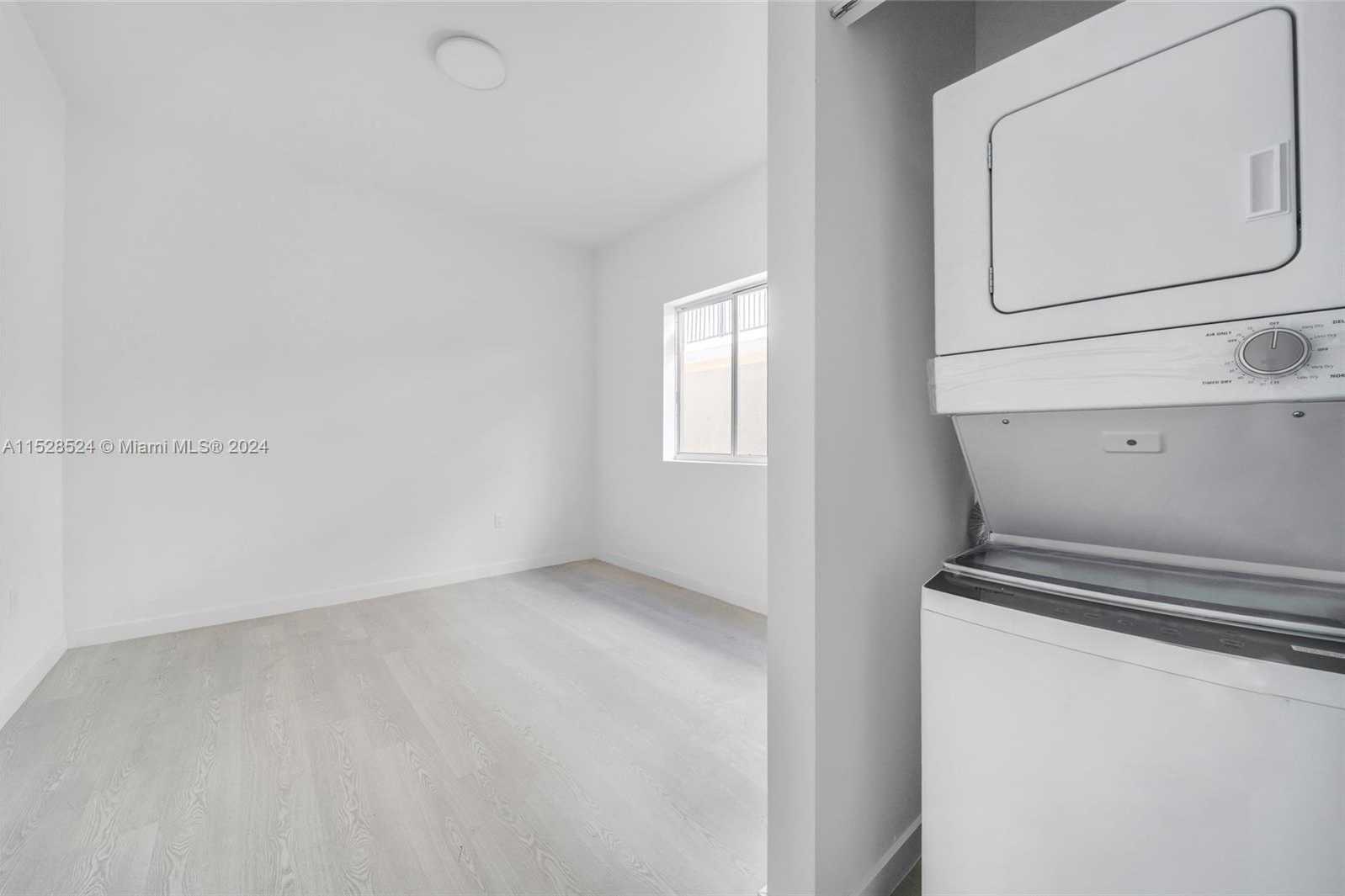 Small Image of 1567 NORTH WEST 1ST ST, Miami Number 54