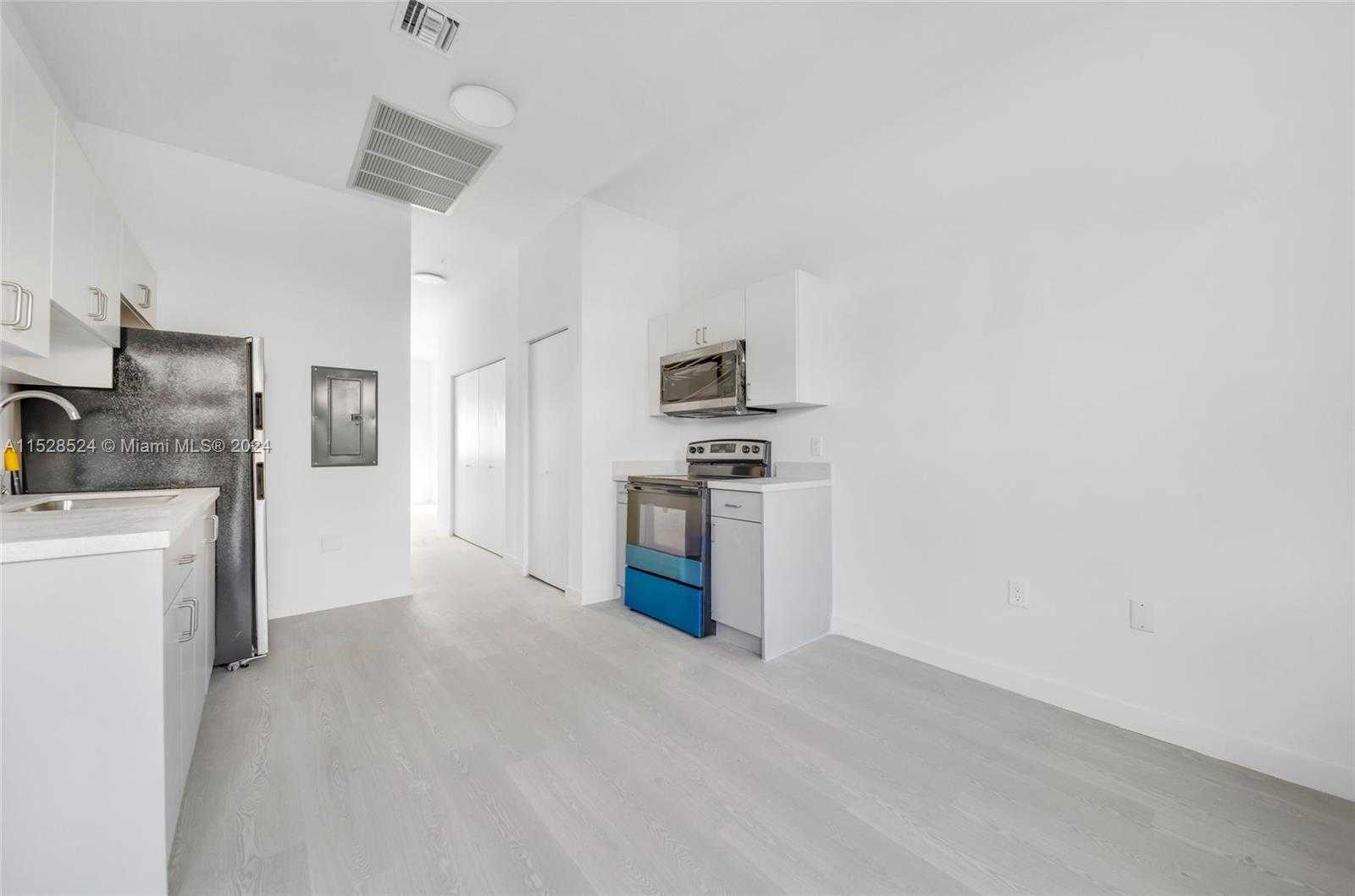Small Image of 1567 NORTH WEST 1ST ST, Miami Number 58