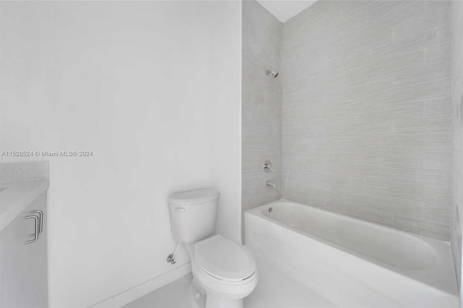 Small Image of 1567 NORTH WEST 1ST ST, Miami Number 64