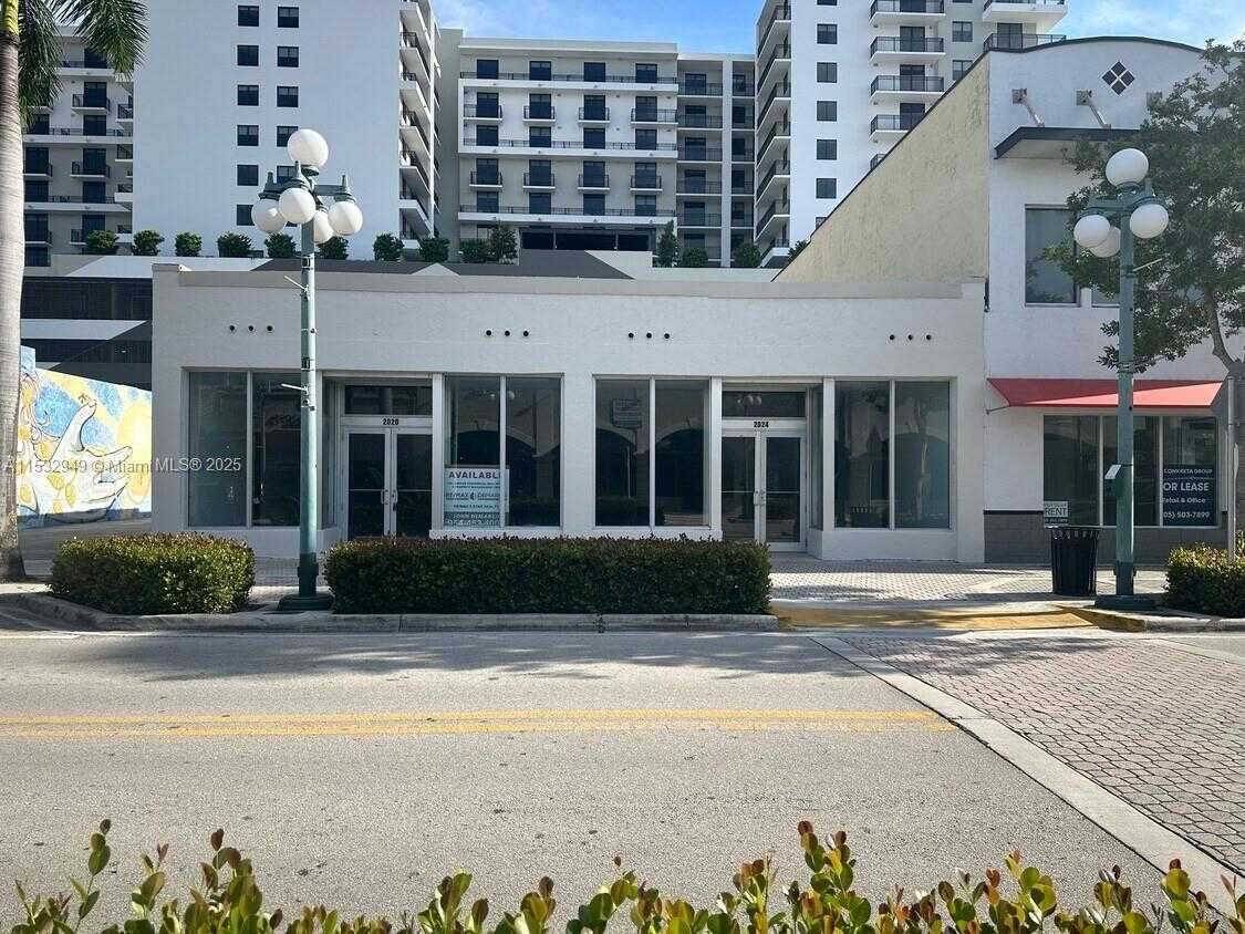 Small Image of 2020 HARRISON ST, Hollywood Number 5