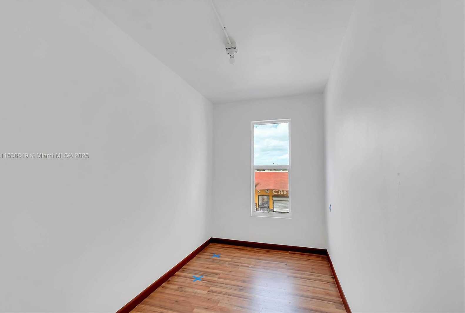 Small Image of 1818 NORTH WEST 17TH AVE, Miami Number 26