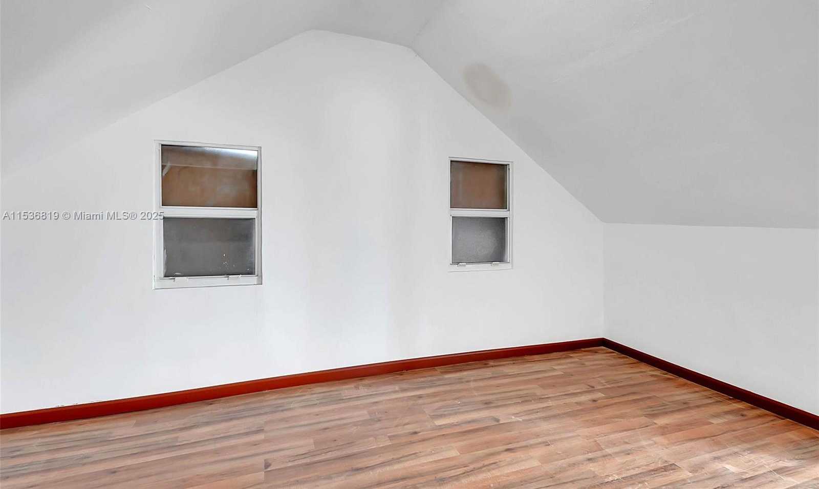 Small Image of 1818 NORTH WEST 17TH AVE, Miami Number 35