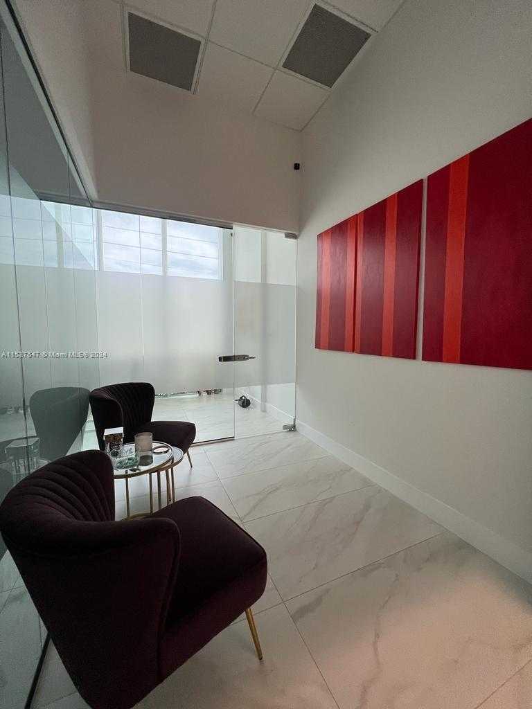 Small Image of 800 SOUTH EAST 4TH AVE #109, Hallandale Beach Number 2