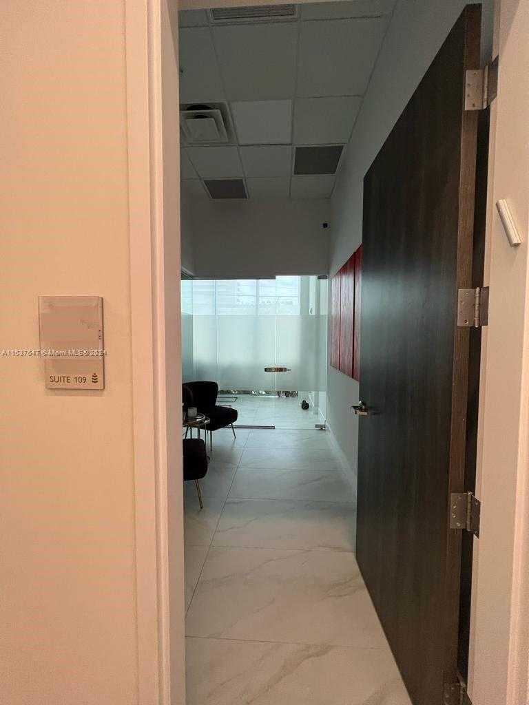 Small Image of 800 SOUTH EAST 4TH AVE #109, Hallandale Beach Number 4