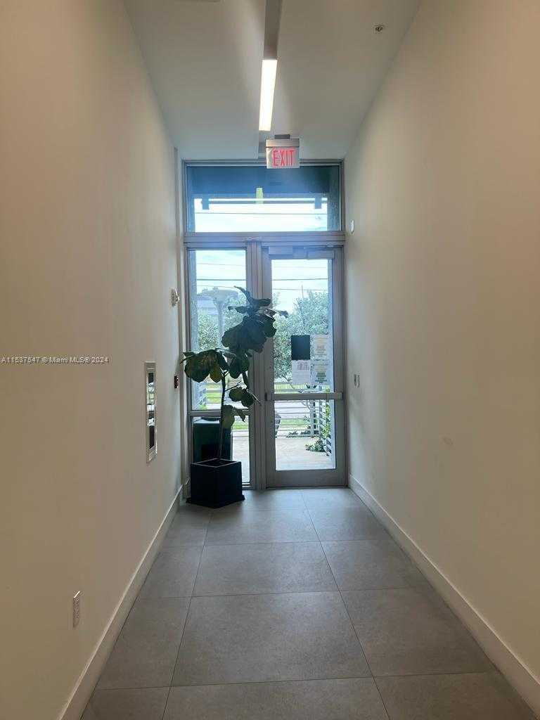 Small Image of 800 SOUTH EAST 4TH AVE #109, Hallandale Beach Number 5
