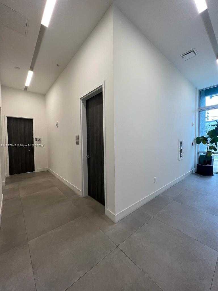 Small Image of 800 SOUTH EAST 4TH AVE #109, Hallandale Beach Number 7