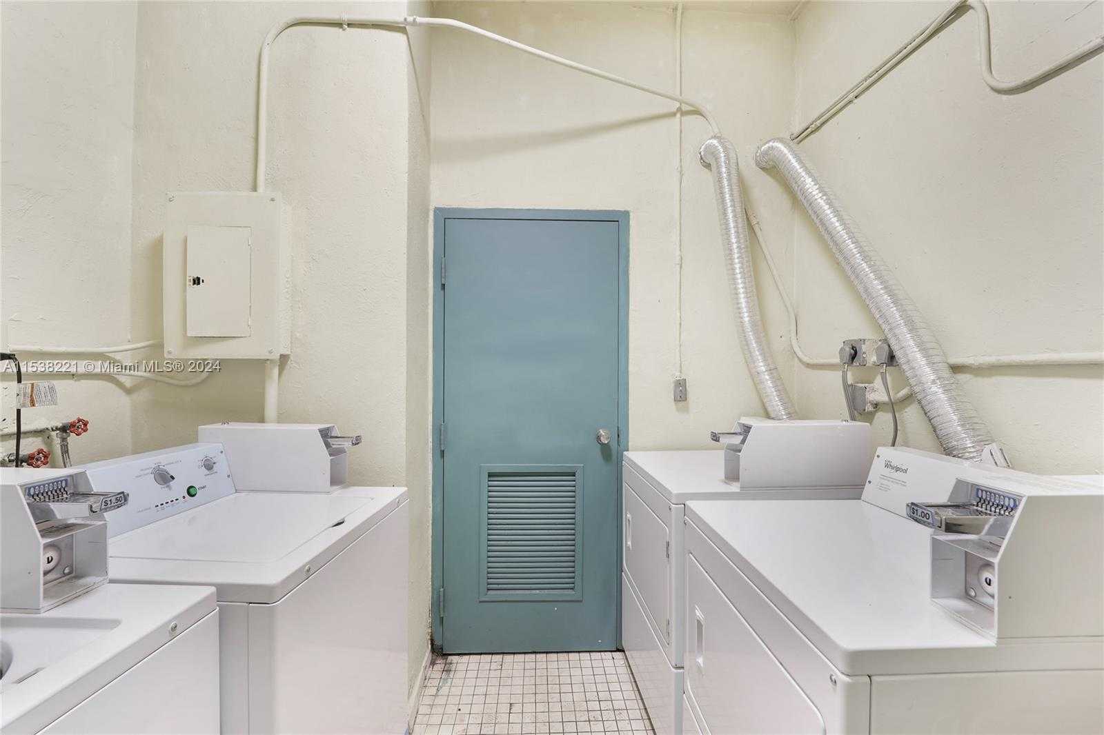 Small Image of 1770 MERIDIAN AVE, Miami Beach Number 7