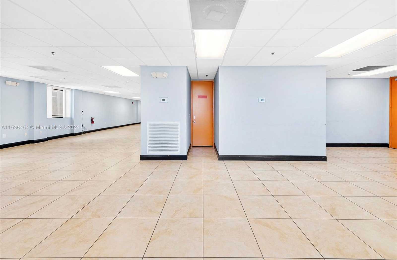 Small Image of 2227 NORTH FEDERAL HWY, Hollywood Number 13