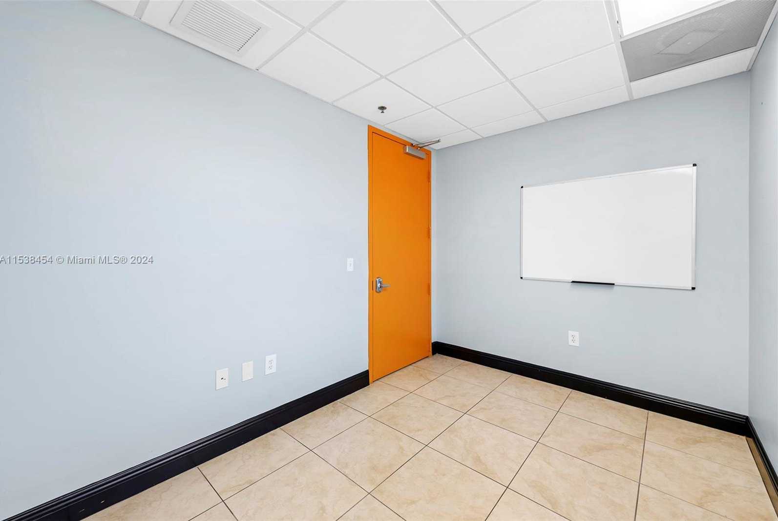 Small Image of 2227 NORTH FEDERAL HWY, Hollywood Number 17