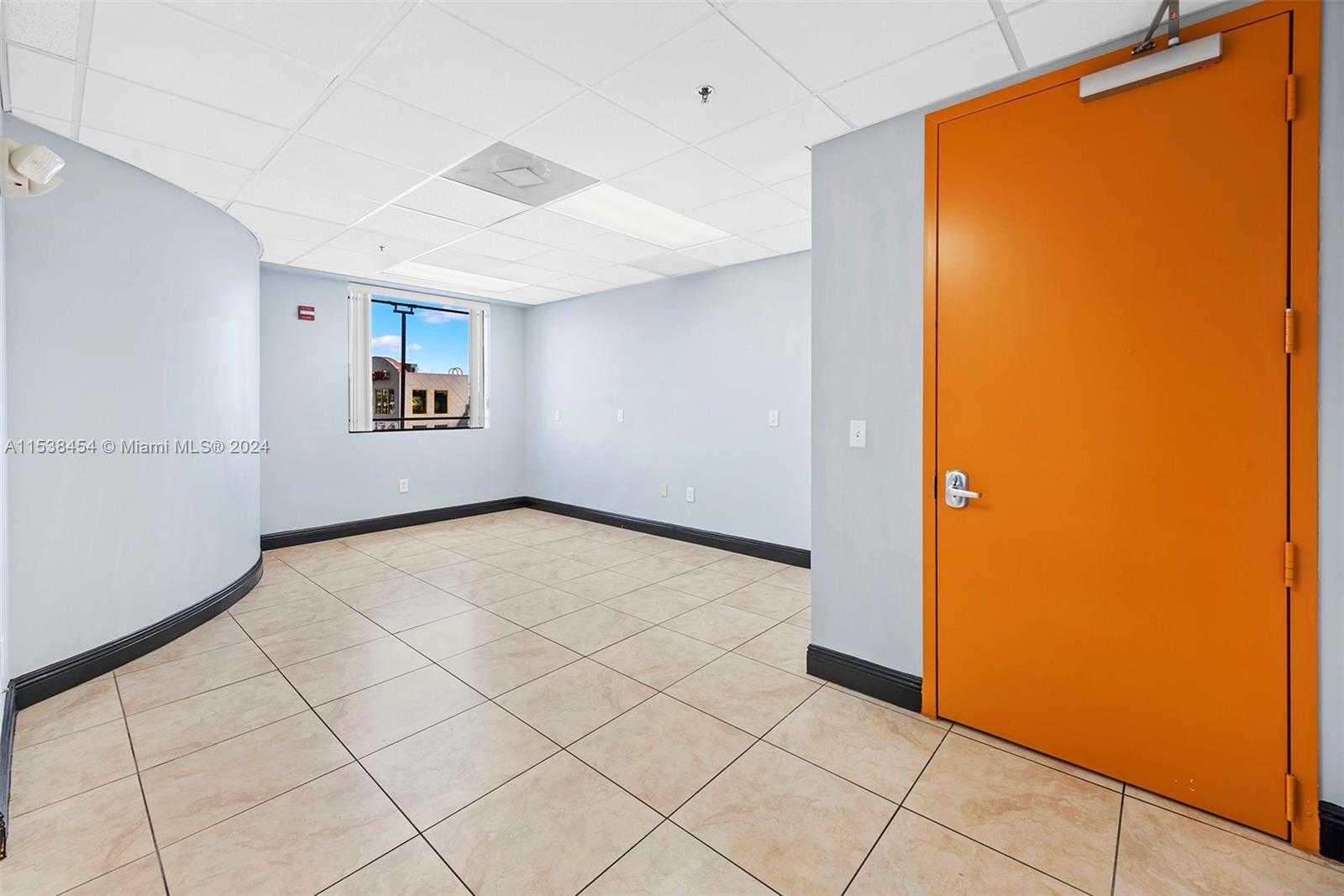 Small Image of 2227 NORTH FEDERAL HWY, Hollywood Number 21