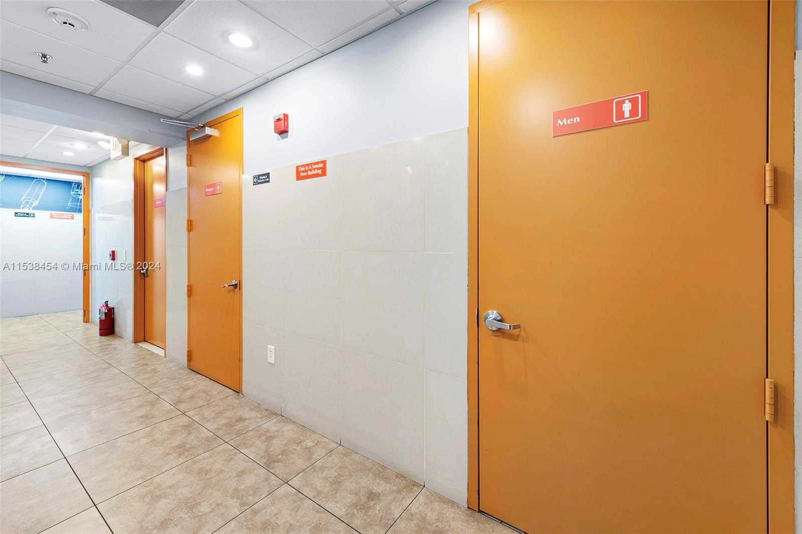 Small Image of 2227 NORTH FEDERAL HWY, Hollywood Number 38