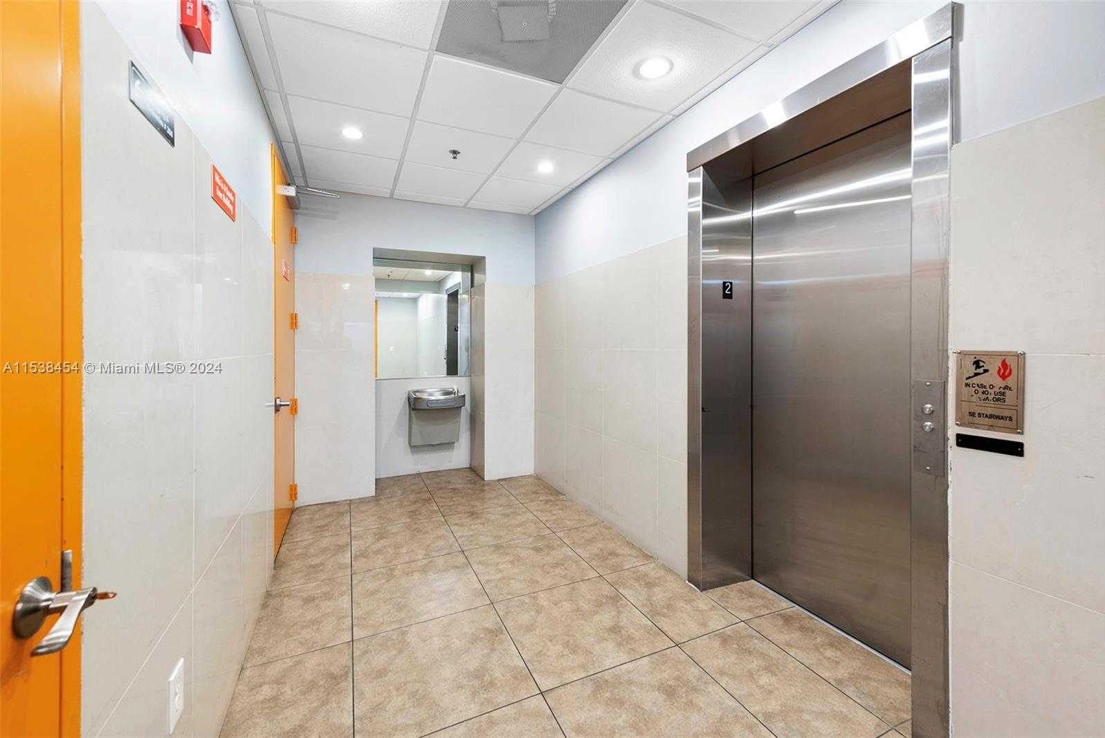 Small Image of 2227 NORTH FEDERAL HWY, Hollywood Number 9