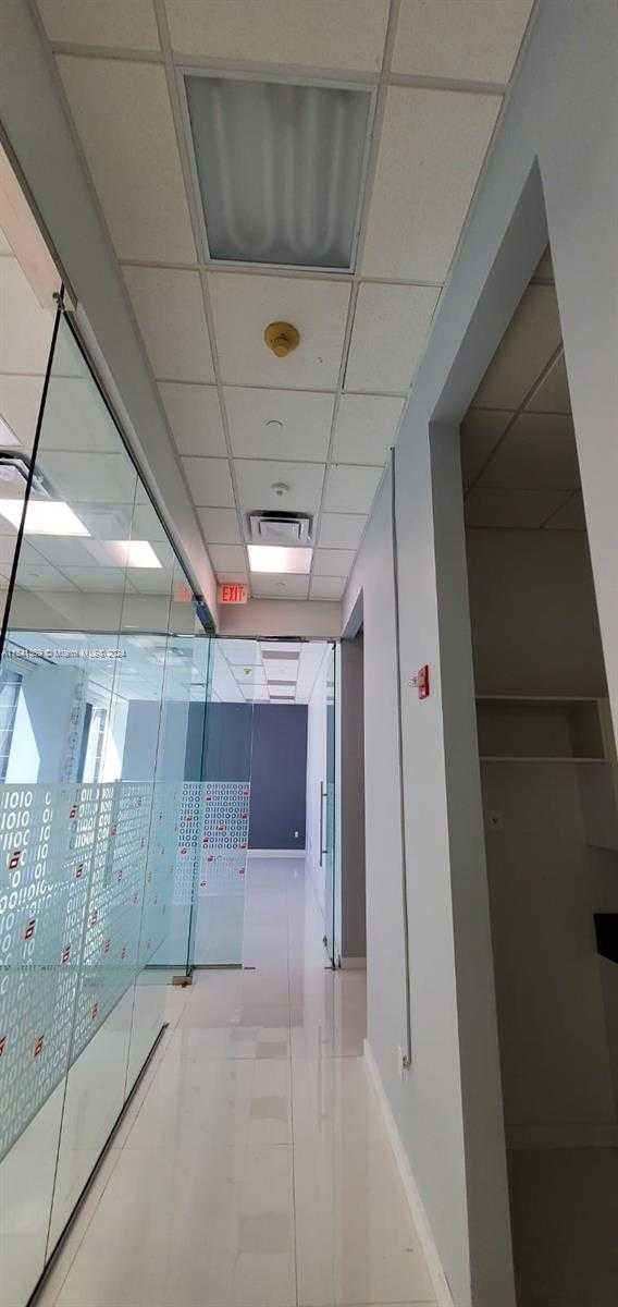 Small Image of 1200 BRICKELL AVE #200C, Miami Number 16