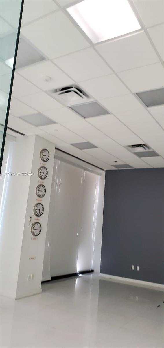Small Image of 1200 BRICKELL AVE #200C, Miami Number 7