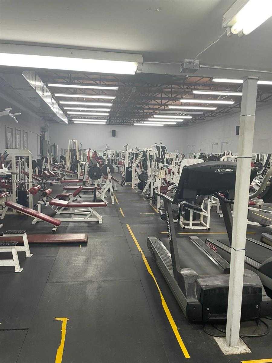 Small Image of EAST, Hialeah Number 4