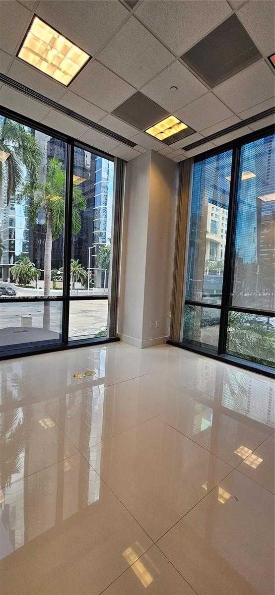 Small Image of 1200 BRICKELL AVE #200A, Miami Number 10