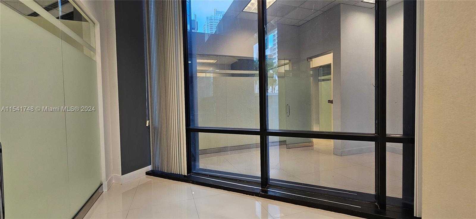 Small Image of 1200 BRICKELL AVE #200A, Miami Number 11