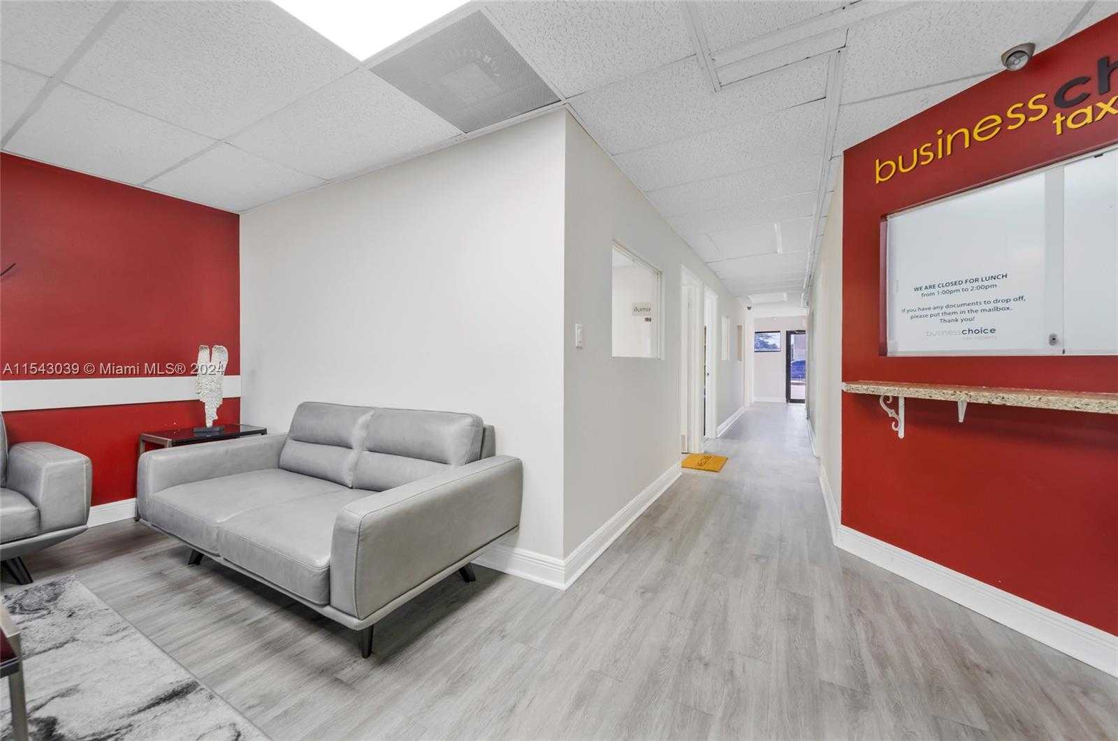 Small Image of 1369 EAST SAMPLE RD, Pompano Beach Number 12