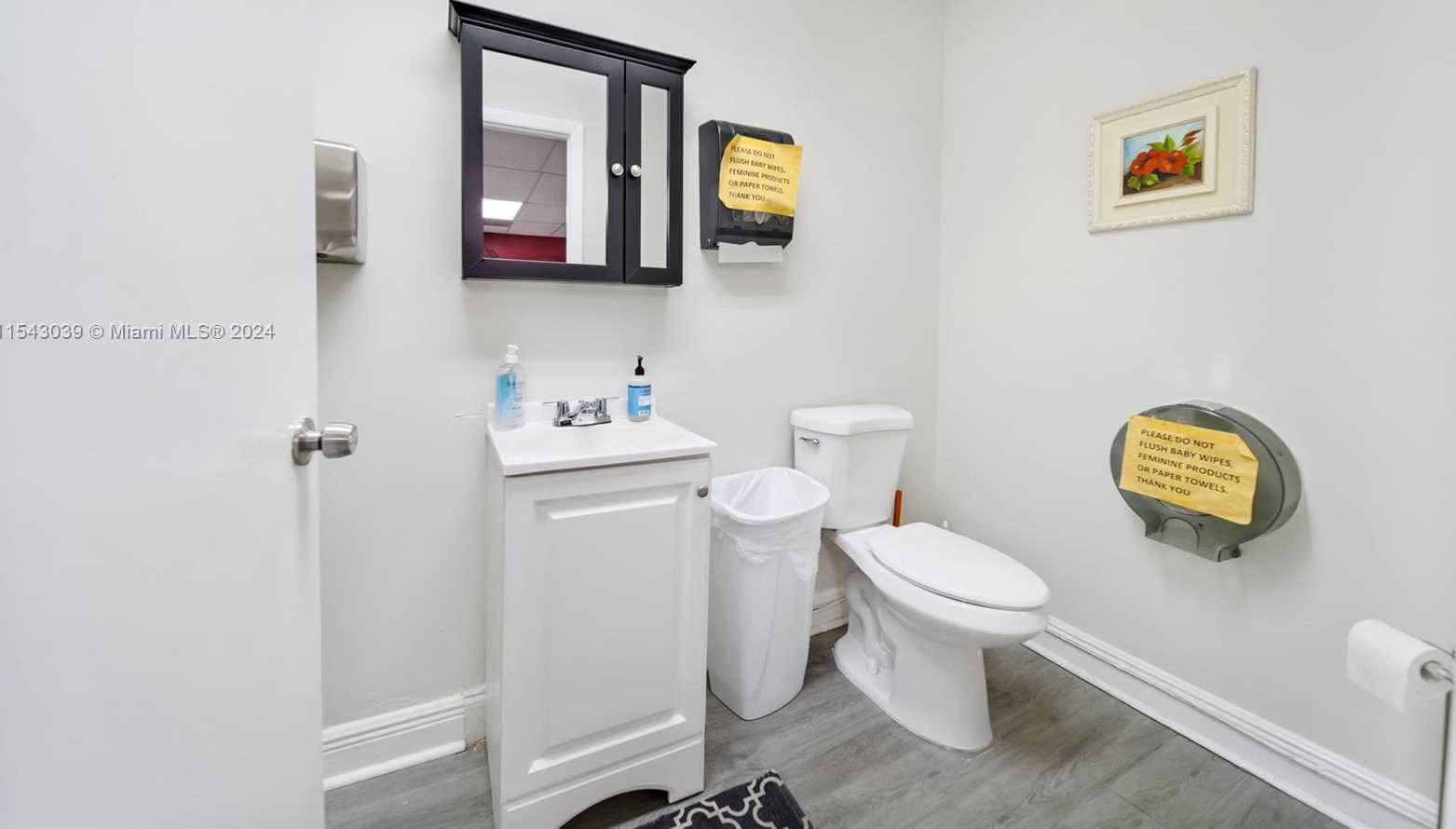 Small Image of 1369 EAST SAMPLE RD, Pompano Beach Number 13