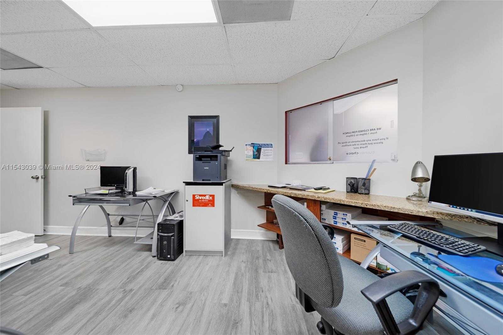 Small Image of 1369 EAST SAMPLE RD, Pompano Beach Number 14