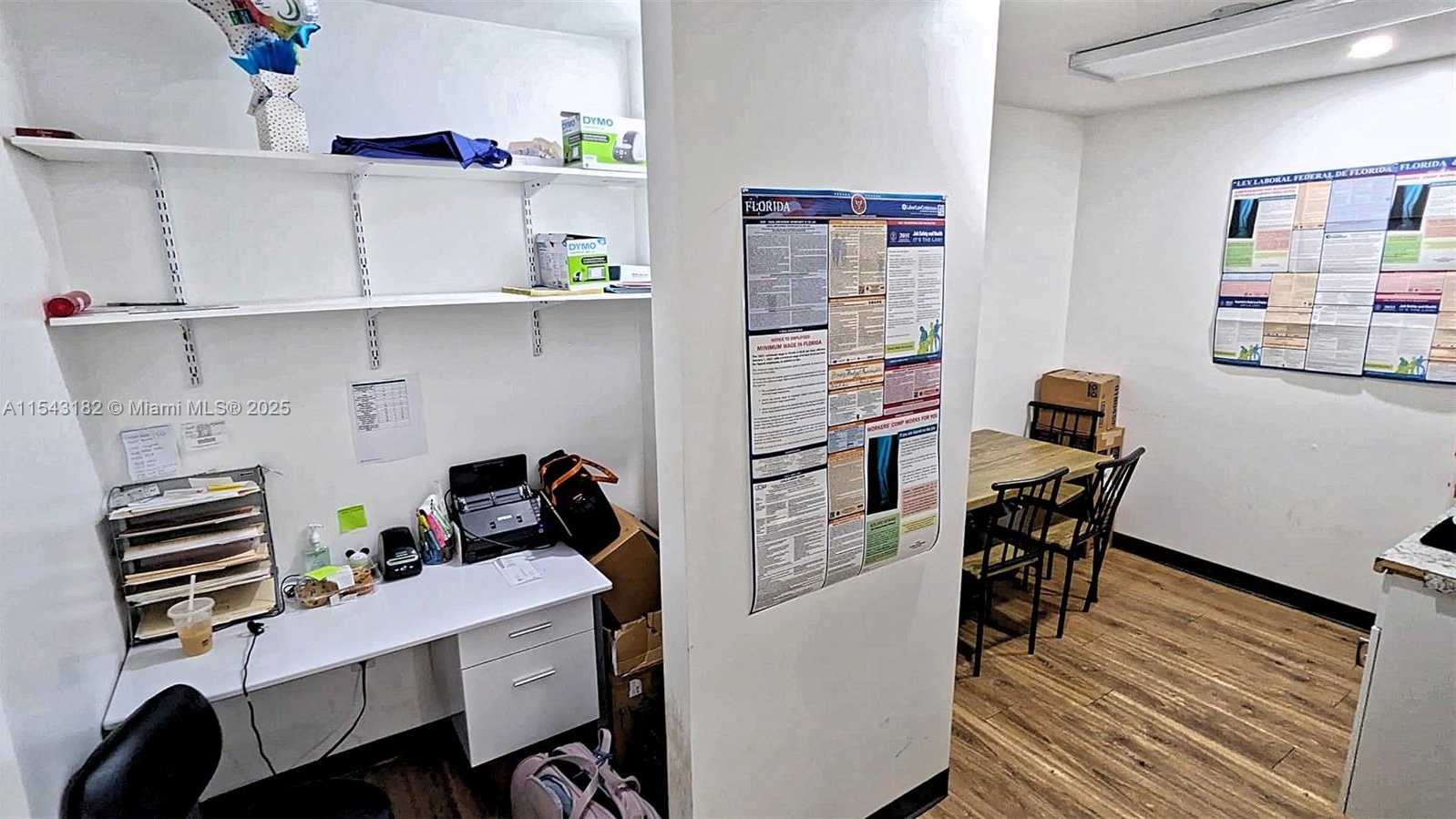 Small Image of 7050 TAFT ST, Hollywood Number 15