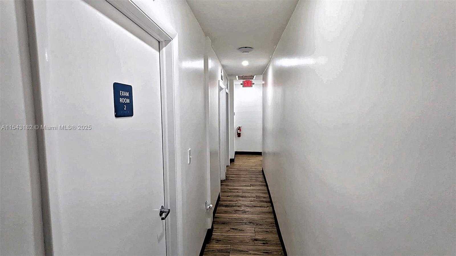 Small Image of 7050 TAFT ST, Hollywood Number 33