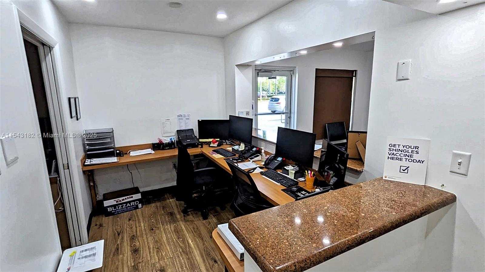 Small Image of 7050 TAFT ST, Hollywood Number 35