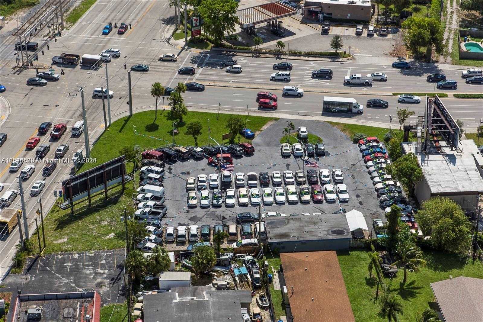 Small Image of 345 COPANS RD, Pompano Beach Number 4